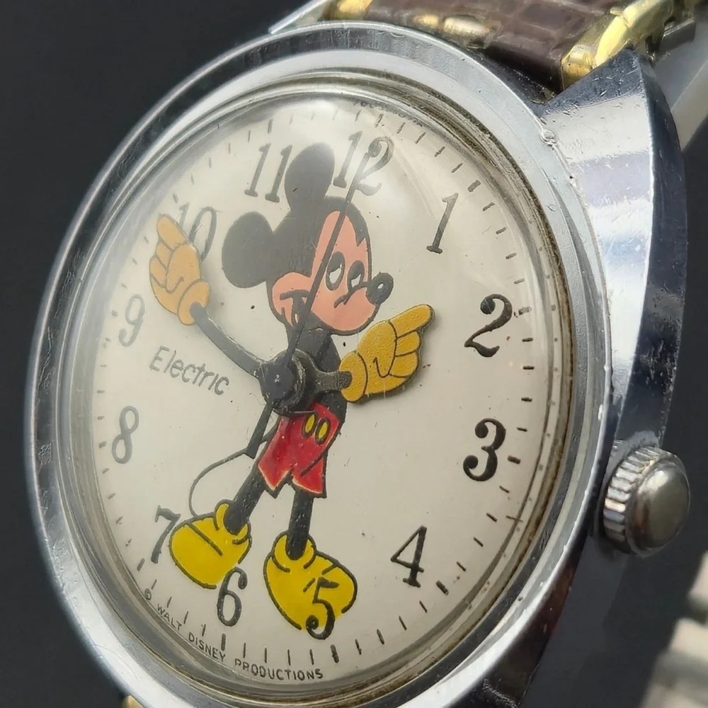 Vintage‎ Timex Electric Mickey Mouse Watch Disney Productions Expansion Band